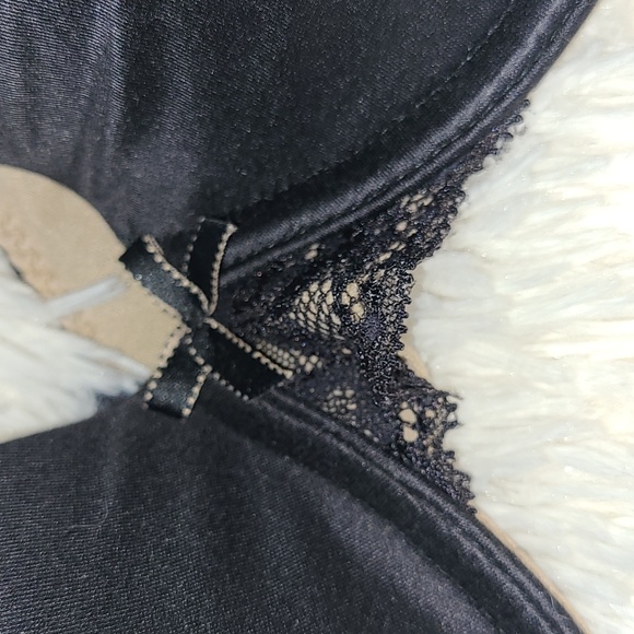 Black  38b Maidenform bra comfort devotion - Picture 3 of 5